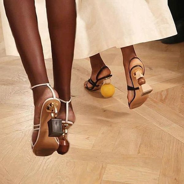 sandals spring and summer 2021 asymmetric heel shaped high heels open toe one line cross belt women's, Black
sandals spring and summer 2021 asymmetric heel shaped high heels open toe one line cross belt women's, Black