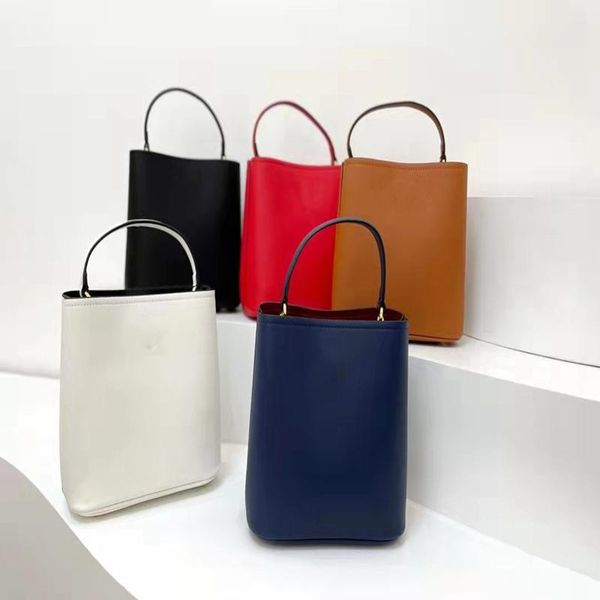 evening bags 2021 autumn and winter cowhide cross pattern bucket bag handbag casual simple diagonal shoulder
evening bags 2021 autumn and winter cowhide cross pattern bucket bag handbag casual simple diagonal shoulder