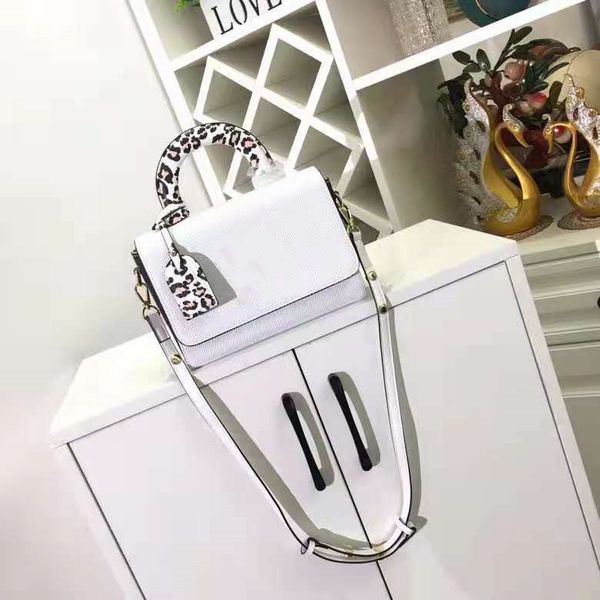luxurys designers womens handbags purses water ripple messenger bag ladies casual genuine leather leopard print lining shoulder bags female
luxurys designers womens handbags purses water ripple messenger bag ladies casual genuine leather leopard print lining shoulder bags female