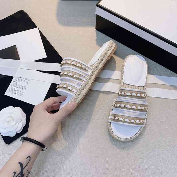 metal chain flat woman slippers genuine leather ladies sandals summer outdoor beach luxury designer 2021 new zapatos de mujer, Black
metal chain flat woman slippers genuine leather ladies sandals summer outdoor beach luxury designer 2021 new zapatos de mujer, Black