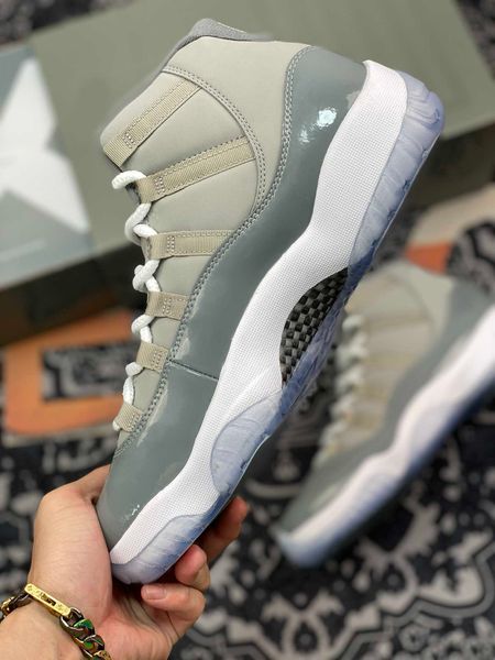 2021 authentic 11 cool grey boots shoes medium grey white real carbon fiber 11s concord 25th anniversary retro men sports sneakers box, Black
2021 authentic 11 cool grey boots shoes medium grey white real carbon fiber 11s concord 25th anniversary retro men sports sneakers box, Black