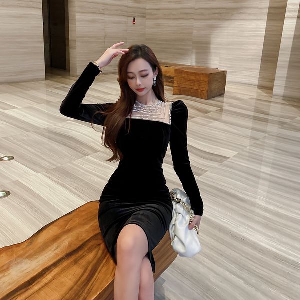 black veet dress long sleeved autumn and winter royal sister slim, slim temperament, hip wrapped medium length skirt, square collar, Black;gray
black veet dress long sleeved autumn and winter royal sister slim, slim temperament, hip wrapped medium length skirt, square collar, Black;gray