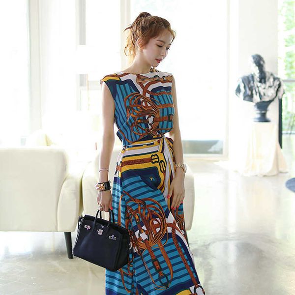 summer runway designer vintage printed 2 piece set women's sleeveless chiffon blouse+lace-up long skirts sweet suit 210529, White
summer runway designer vintage printed 2 piece set women's sleeveless chiffon blouse+lace-up long skirts sweet suit 210529, White