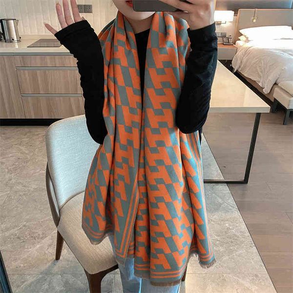 the new design scarf women's new live broadcast versatile four seasons air-conditioned room shawl imitation cashmere brushed thick scar, Blue;gray
the new design scarf women's new live broadcast versatile four seasons air-conditioned room shawl imitation cashmere brushed thick scar, Blue;gray
