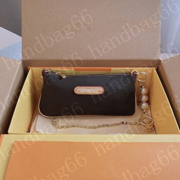 women's bags european and american fashion shell bag pu15 color gold chain / a large number of discounts 91
women's bags european and american fashion shell bag pu15 color gold chain / a large number of discounts 91