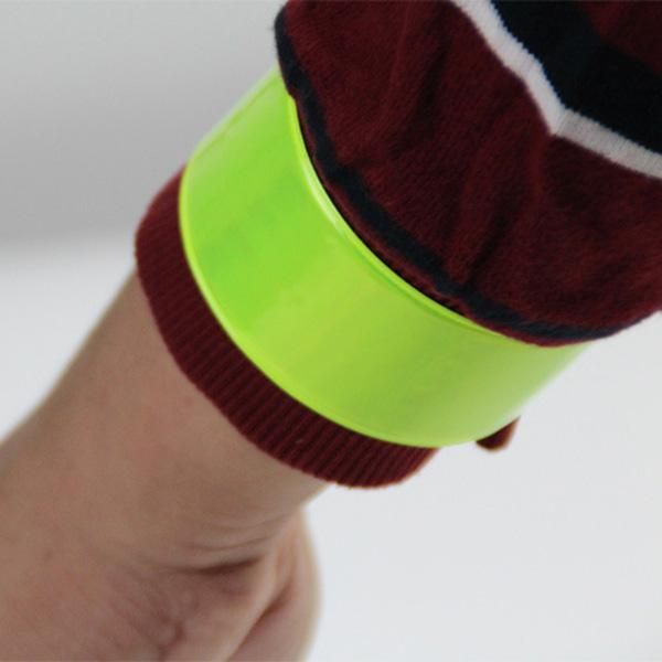 elbow & knee pads reflective snap bands slap bracelet wristband high visibility reflectors for riding bike mvi-ing, Black;gray
elbow & knee pads reflective snap bands slap bracelet wristband high visibility reflectors for riding bike mvi-ing, Black;gray