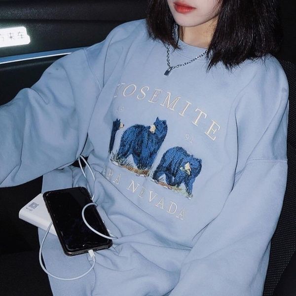 bear embroidery letter print oversized crewneck sweatshirt women vintage loose long sleeve fashion clothes harajuku streetwear women's, Black 
bear embroidery letter print oversized crewneck sweatshirt women vintage loose long sleeve fashion clothes harajuku streetwear women's, Black