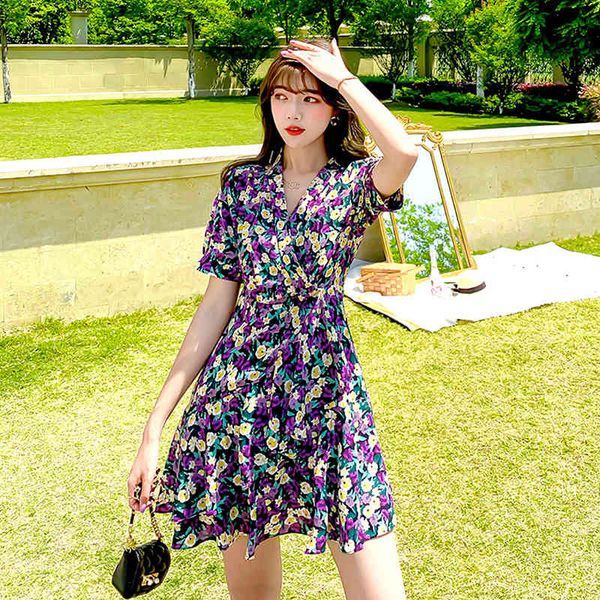 floral print dress women korean v neck short sleeve ladies vestidos summer casual lace up slim waist dresses femme 210515, Black;gray
floral print dress women korean v neck short sleeve ladies vestidos summer casual lace up slim waist dresses femme 210515, Black;gray