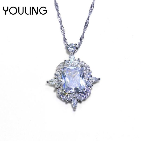 square zircon necklace korean snowflake-shaped pendant simple retro creative water wave chain 2021 fashion jewelry necklaces, Silver
square zircon necklace korean snowflake-shaped pendant simple retro creative water wave chain 2021 fashion jewelry necklaces, Silver