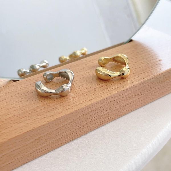 wedding rings european and american fashion personality opening index finger ring golden ins wind niche smooth wholesale, Slivery;golden
wedding rings european and american fashion personality opening index finger ring golden ins wind niche smooth wholesale, Slivery;golden