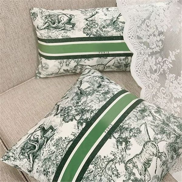 2021 luxury cushion brand decorative pillow designer cushion letter d fashion cushions cotton covers body pillows home furnishings
2021 luxury cushion brand decorative pillow designer cushion letter d fashion cushions cotton covers body pillows home furnishings