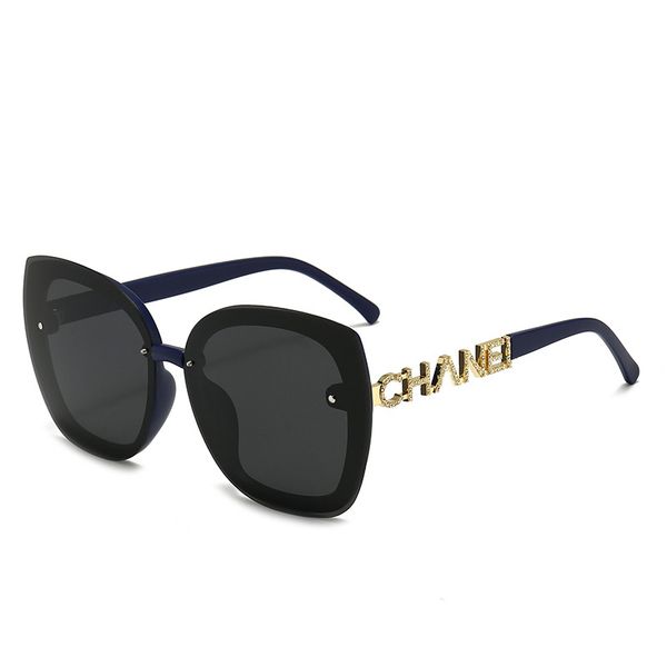 2021 new fashion designer sunglasses brand polarized lens sun glasses eyewear for women eyeglasses metal frame 548, White;black
2021 new fashion designer sunglasses brand polarized lens sun glasses eyewear for women eyeglasses metal frame 548, White;black