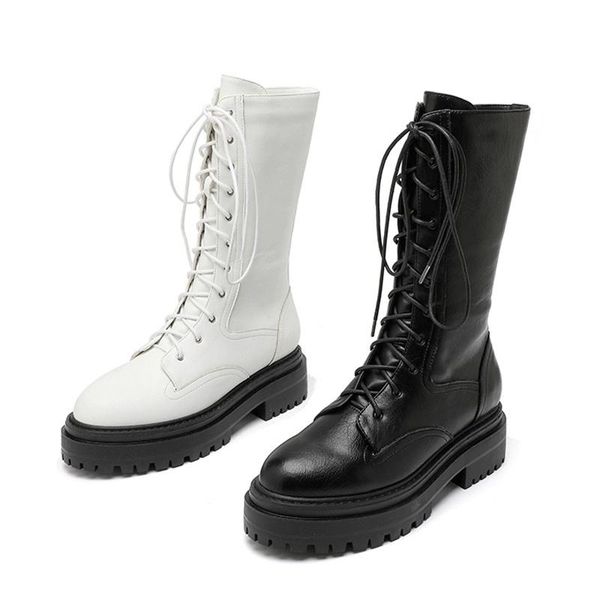 dress shoes spring and autumn pu round head black high leather cloth splicing anti slip women's heel boots
dress shoes spring and autumn pu round head black high leather cloth splicing anti slip women's heel boots
