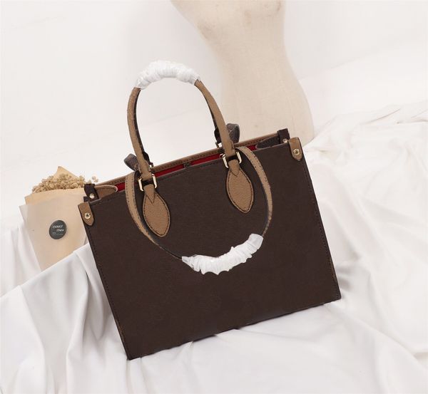 tote bag classic color matching single shoulder bags commuter bag women all-match brown/caramel colors matchings red lining handbag
tote bag classic color matching single shoulder bags commuter bag women all-match brown/caramel colors matchings red lining handbag