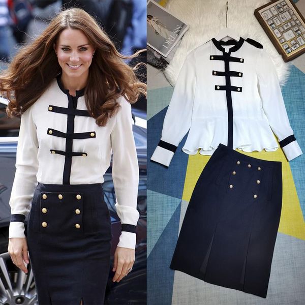 two piece dress naval station in early spring wind white shirt double breasted split skirt suit commuter temperament
two piece dress naval station in early spring wind white shirt double breasted split skirt suit commuter temperament