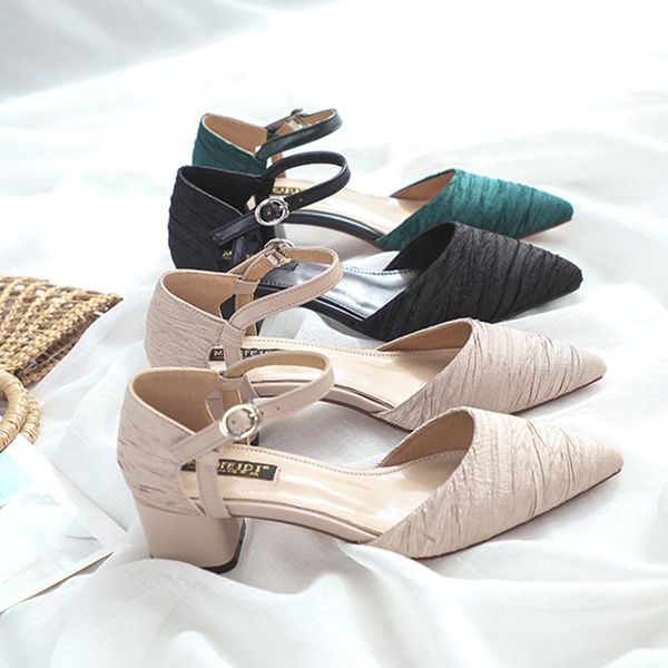 dress shoes high heel all-match hollow single buckle heels pointed women 2021 summer, Black
dress shoes high heel all-match hollow single buckle heels pointed women 2021 summer, Black