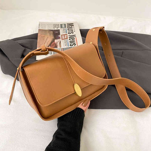 solid color small bag women's 2022 new fashion single shoulder messenger bag spring simple foreign style square
solid color small bag women's 2022 new fashion single shoulder messenger bag spring simple foreign style square