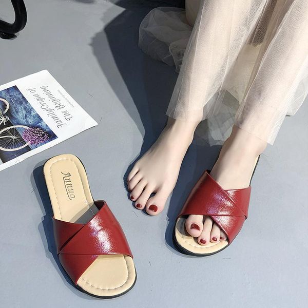one-slip slippers femmale summer comfortable large size flat-bittom fashion wear old non-slip leather indoor outdo, Black
one-slip slippers femmale summer comfortable large size flat-bittom fashion wear old non-slip leather indoor outdo, Black