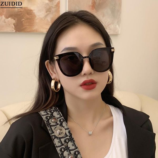 sunglasses fashion women glasses for men moda mujer lunette de soleil femme zonnebril dames retro vasos decorativos, White;black 
sunglasses fashion women glasses for men moda mujer lunette de soleil femme zonnebril dames retro vasos decorativos, White;black