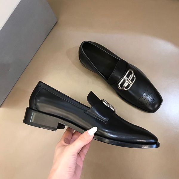 2021 men shoes sneakers fashion white leather platform flat casual party wedding with box lightweight and comfortable ee, Red;white
2021 men shoes sneakers fashion white leather platform flat casual party wedding with box lightweight and comfortable ee, Red;white