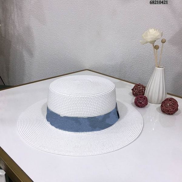 2021 luxry fashion women summer white wide brim straw hat with light blue denim belt size, Blue;gray
2021 luxry fashion women summer white wide brim straw hat with light blue denim belt size, Blue;gray