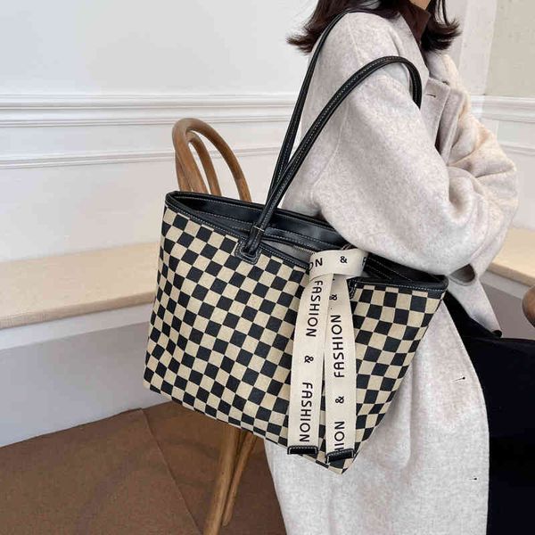 handbags bags meimu tide with ins large capacity women's 2021 autumn and winter fashion lattice leisure one shoulder checkered, Black;red
handbags bags meimu tide with ins large capacity women's 2021 autumn and winter fashion lattice leisure one shoulder checkered, Black;red