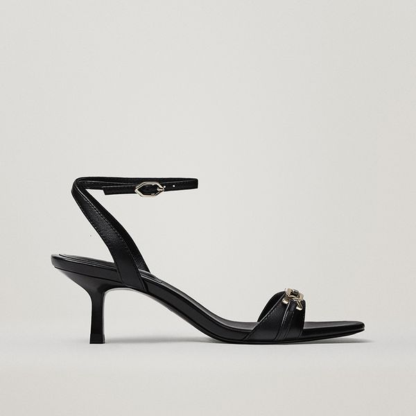 sandals party slippers with metal buckles 100%, women's shoes office buckles, sheep's legitimate leather, sandals yklf, Black
sandals party slippers with metal buckles 100%, women's shoes office buckles, sheep's legitimate leather, sandals yklf, Black