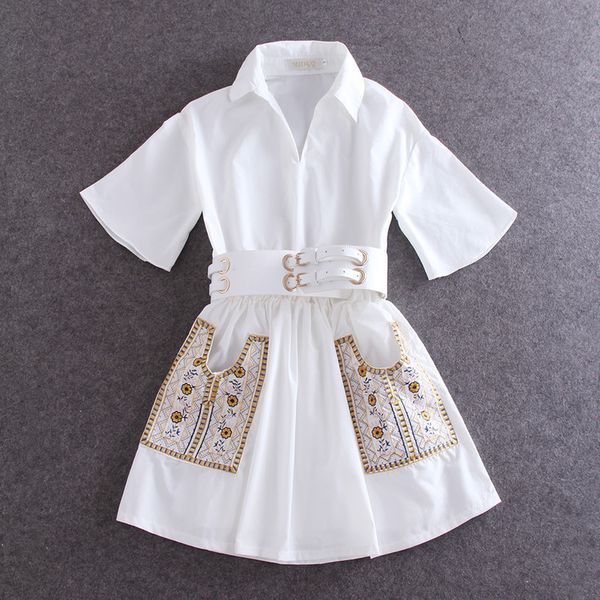 in stock summer autumn fashion women turn-down collar embroidery floral pockets shirt dress with belt mini dresses 210428, White
in stock summer autumn fashion women turn-down collar embroidery floral pockets shirt dress with belt mini dresses 210428, White