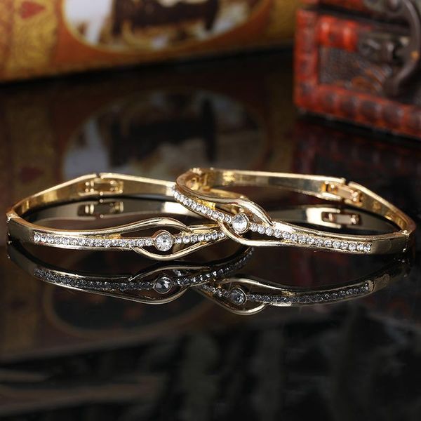 bangle 2pcs moroccan gold rhinestone crystal bracelets, arab wedding party jewelry and french, Black
bangle 2pcs moroccan gold rhinestone crystal bracelets, arab wedding party jewelry and french, Black