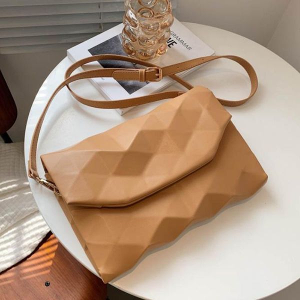 envelope bag chain crossbody 2021 quality pu leather women's designer handbag shoulder messenger cross body
envelope bag chain crossbody 2021 quality pu leather women's designer handbag shoulder messenger cross body