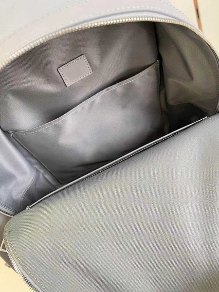 2022 luxury brand 5a quality designer bag backpack leather postman backpack fashionable soft metal logo lapmobile travel b
2022 luxury brand 5a quality designer bag backpack leather postman backpack fashionable soft metal logo lapmobile travel b