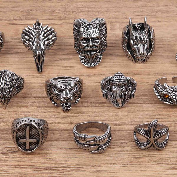 designer rings vintage gothic wolf head ring men bull skull spider eagle lion dragon cross snake punk jewelry evil eye ball gift, Golden;silver
designer rings vintage gothic wolf head ring men bull skull spider eagle lion dragon cross snake punk jewelry evil eye ball gift, Golden;silver