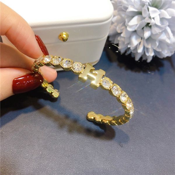 new ins net red jewelry mouth fashion full diamond h bracelet women's simple cross, Golden;silver
new ins net red jewelry mouth fashion full diamond h bracelet women's simple cross, Golden;silver