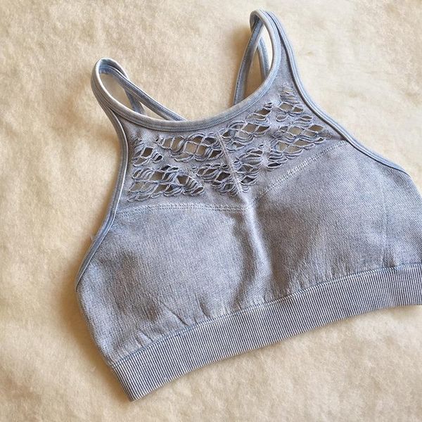 gym clothing hollow out seamless sports bra fitness women racerback running crop medium support activewear 3d padded yoga, White;black
gym clothing hollow out seamless sports bra fitness women racerback running crop medium support activewear 3d padded yoga, White;black