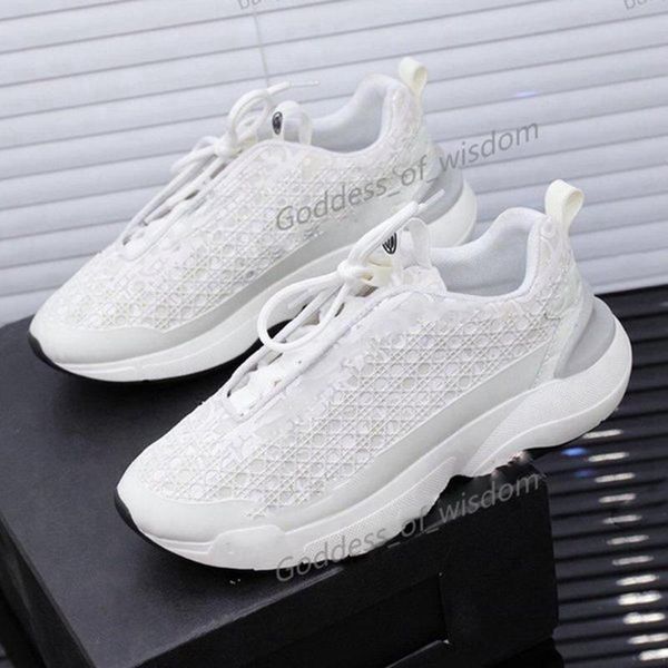 classic lady flat casual leather platform sneaker letters lace-up walking woman shoes fashion printed leisure size 35-41-42, Black
classic lady flat casual leather platform sneaker letters lace-up walking woman shoes fashion printed leisure size 35-41-42, Black