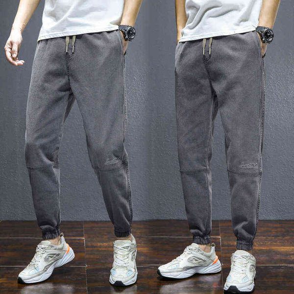men's jeans cowboy harlan men's loose hem youth version elastic waist classic good-looking cowboy pants men, Blue
men's jeans cowboy harlan men's loose hem youth version elastic waist classic good-looking cowboy pants men, Blue