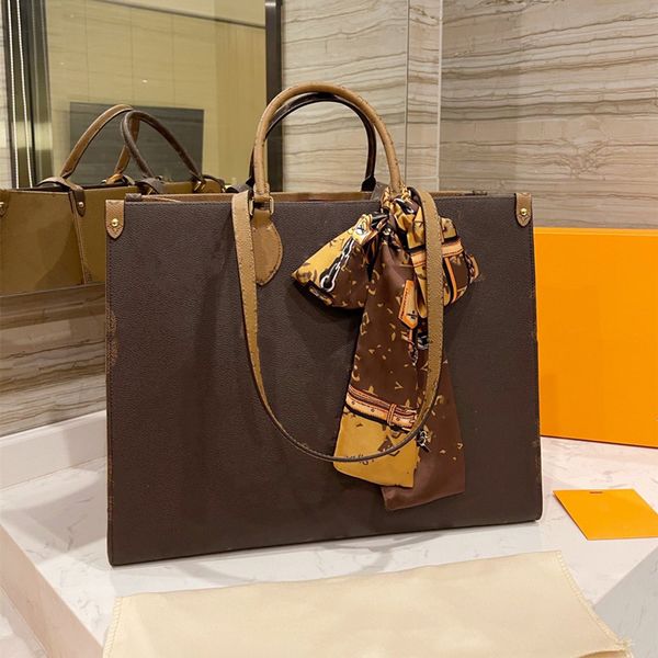 women luxurys designers bags 2021 original old flower oversize tote wholesale patent leather handbags imitation brand classic fashion design
women luxurys designers bags 2021 original old flower oversize tote wholesale patent leather handbags imitation brand classic fashion design