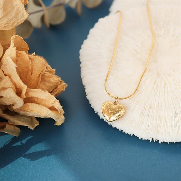 pendant necklaces gold color heart necklace snake bone chain 316l stainless steel jewelry for woman price never fade, Silver
pendant necklaces gold color heart necklace snake bone chain 316l stainless steel jewelry for woman price never fade, Silver