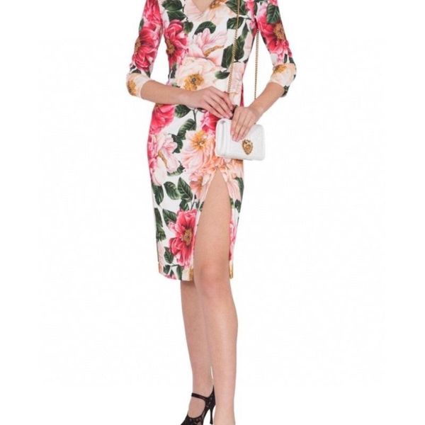 casual dresses summer 2021 fashion women's v-neck rose flower printed split design zipper slim dress female vacation sandy beach, Black;gray
casual dresses summer 2021 fashion women's v-neck rose flower printed split design zipper slim dress female vacation sandy beach, Black;gray
