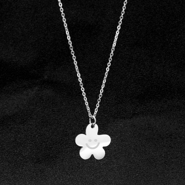 pendant necklaces fashion layered flower necklace female little daisy pearl chain 2021 bohemian retro jewelry gift, Silver
pendant necklaces fashion layered flower necklace female little daisy pearl chain 2021 bohemian retro jewelry gift, Silver