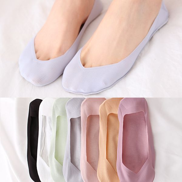 cut ice invisible shallow mouth tracels towel bottom children' summer thin silk sile antiskid boat socks, Red;black
cut ice invisible shallow mouth tracels towel bottom children' summer thin silk sile antiskid boat socks, Red;black