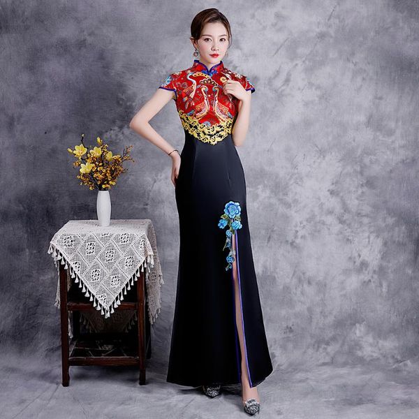 ethnic clothing red-black patchwork vintage cheongsam high split qipao flower embroidery mandarin collar formal party dress gown vestid
ethnic clothing red-black patchwork vintage cheongsam high split qipao flower embroidery mandarin collar formal party dress gown vestid