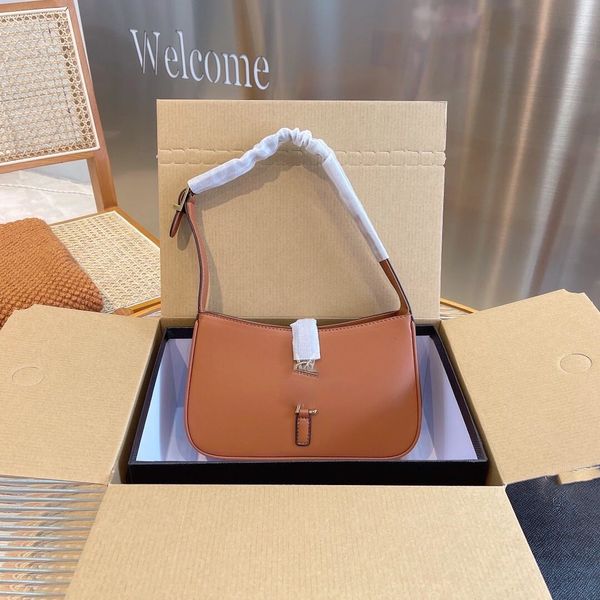 bags tote women shopping handbag underarm clutch leather pure color shoulder simple atmosphere messenger purses change wallet 1025
bags tote women shopping handbag underarm clutch leather pure color shoulder simple atmosphere messenger purses change wallet 1025