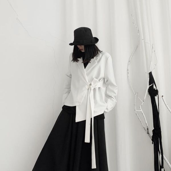 women's suits & blazers superaen 2021 korean style dark black fashion asymmetrical lapel belt suit women, White;black
women's suits & blazers superaen 2021 korean style dark black fashion asymmetrical lapel belt suit women, White;black