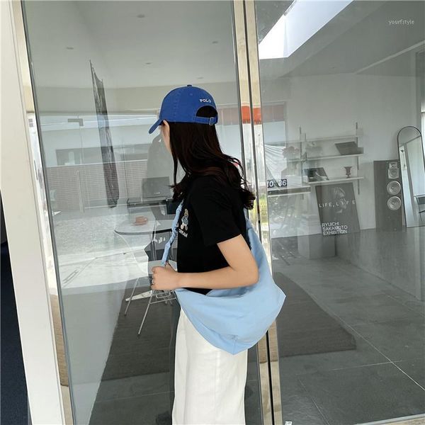 evening bags korean version of one-shoulder messenger bag nylon simple retro drawstring large capacity daily commuting students to class
evening bags korean version of one-shoulder messenger bag nylon simple retro drawstring large capacity daily commuting students to class