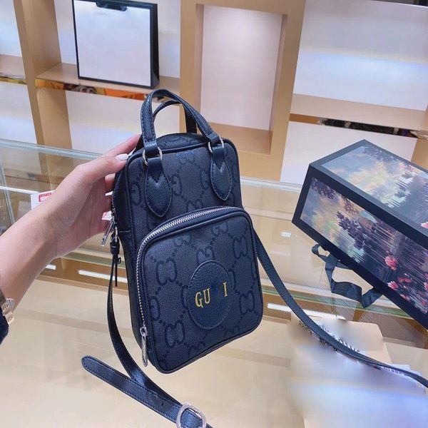 2021 new nylon portable messenger small square fashion versatile women's shoulder postman storage bags 
2021 new nylon portable messenger small square fashion versatile women's shoulder postman storage bags