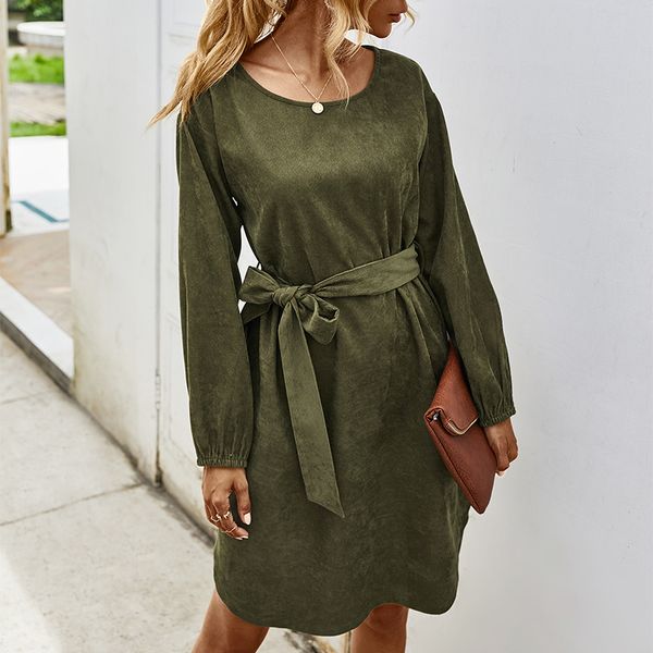 velvet vintage dress women casual long sleeve solid corduroy dresses with belted autumn winter knee length dress robe 210521, Black;gray
velvet vintage dress women casual long sleeve solid corduroy dresses with belted autumn winter knee length dress robe 210521, Black;gray
