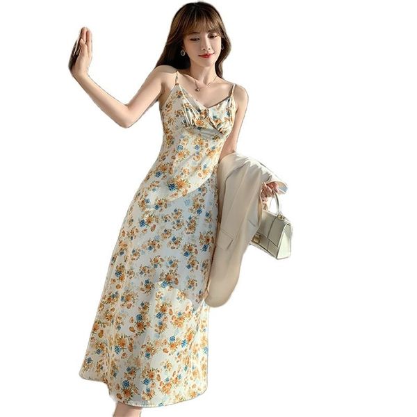 elegant dress female floral seaside holiday suspender beach skirt summer and korean fashion women's clothing 210520, Black;gray
elegant dress female floral seaside holiday suspender beach skirt summer and korean fashion women's clothing 210520, Black;gray