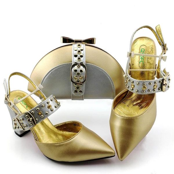 dress shoes wedding bride women italian african party pumps and bag to match gold color with set, Black
dress shoes wedding bride women italian african party pumps and bag to match gold color with set, Black