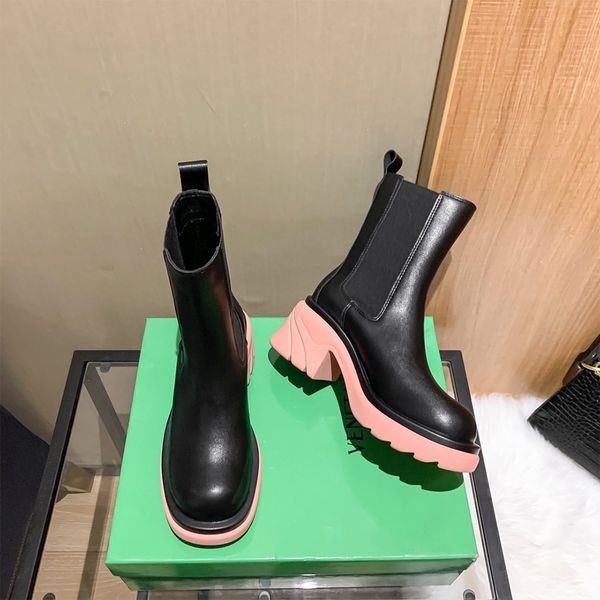2021 trend pink sole boot fashion luxury tire leathaer booties women platform chunky shoes lady knight high-boot designer size 35-40 gift, Black
2021 trend pink sole boot fashion luxury tire leathaer booties women platform chunky shoes lady knight high-boot designer size 35-40 gift, Black
